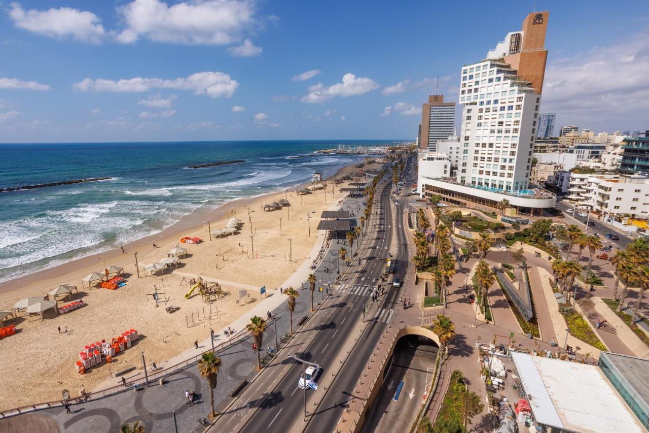 Apartment The Blue Lagoon With Pool On The Tel Aviv